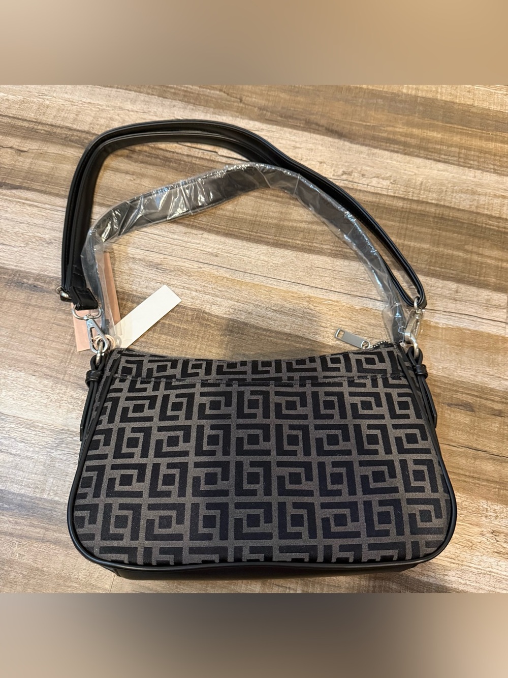 Fiorelli crossbody/shoulder bag - Picture 3 of 4